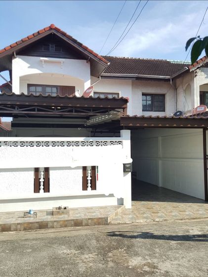 บ้านแฝด