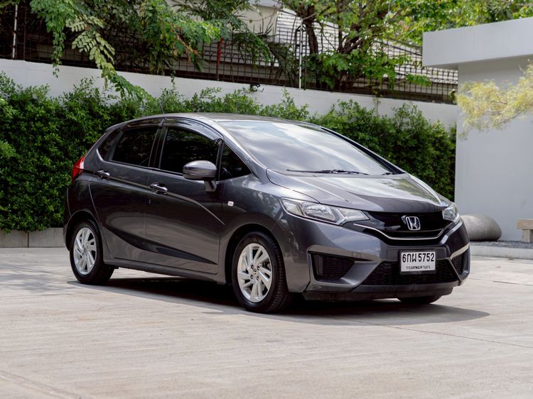 รถ Honda Jazz 1.5 V Plus i-VTEC สี เทา