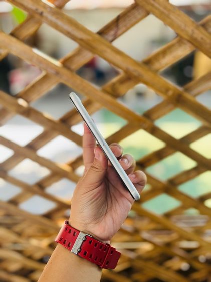 ไอโฟน se2 128gb รูปที่ 2