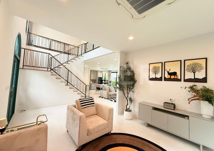 Sansiri ตกแต่งครบ 2025 🏡 ติดโรงเรียนนานาชาติ Brighton For Rent-ให้เช่า Narinsiri Krungthep Kreetha 💵 280,000 THB ณรินสิริ กรุงเทพกรีฑา รูปที่ 3