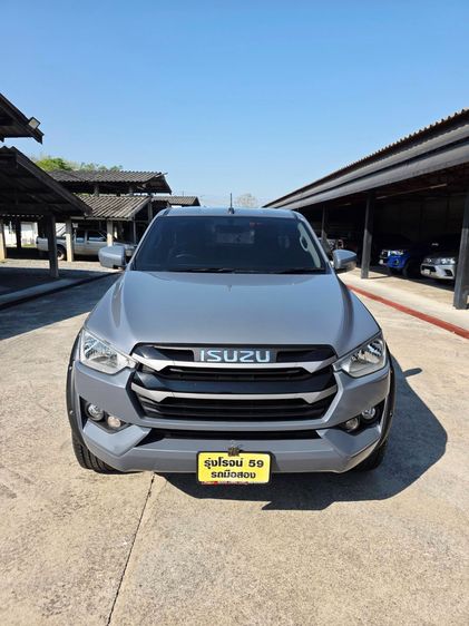 Isuzu D-MAX 2022 3.0 S 4WD Pickup ดีเซล ไม่ติดแก๊ส เกียร์ธรรมดา เทา รูปที่ 2