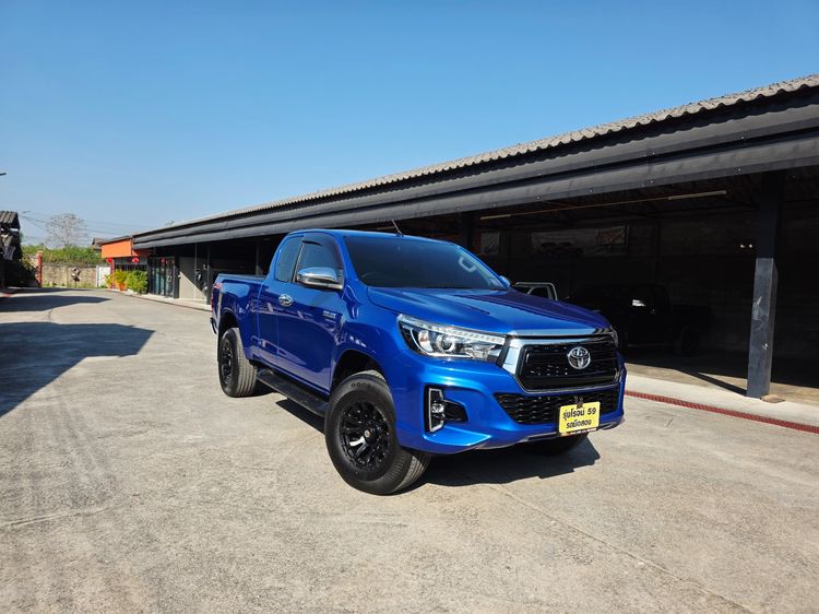 รถ Toyota Hilux Revo 2.4 E Plus 4WD สี น้ำเงิน