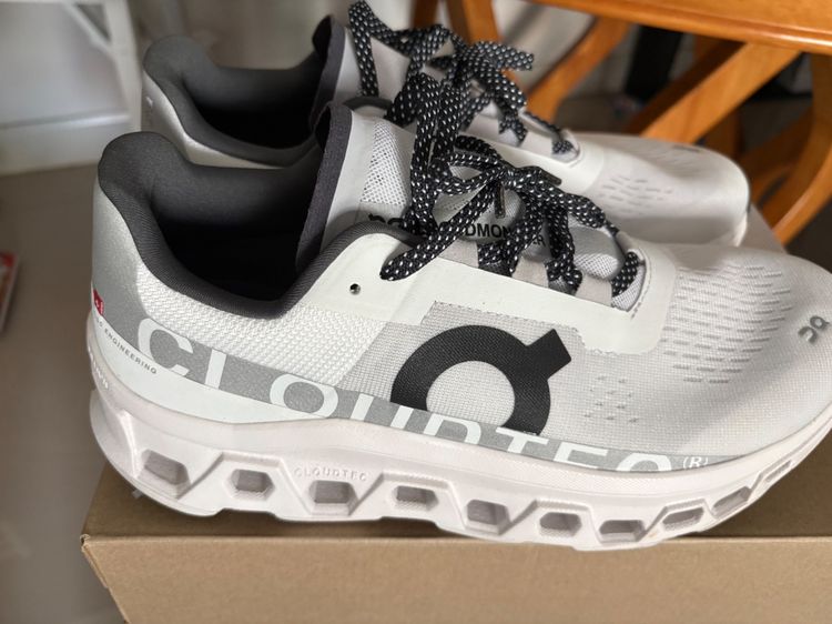 อื่นๆ รองเท้าผ้าใบ ผ้า UK 9.5 | EU 44 | US 10 ขาว รองเท้าสนีกเกอร์ (Sneakers) ชาย ยี่ห้อ on cloud ของแท้ จากญี่ปุ่น