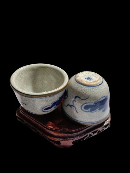 เซรามิคเก่า จอกจิบชา