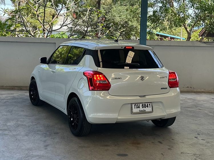 Suzuki Swift 2018 1.2 GL Sedan เบนซิน ไม่ติดแก๊ส เกียร์อัตโนมัติ ขาว รูปที่ 4