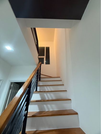 มีบางส่วน 2020 ใช่ ขายบ้านเดี่ยว หมู่บ้าน Golden Neo (โกลเด้นนีโอ อ่อนนุช พัฒนาการ) รูปที่ 2