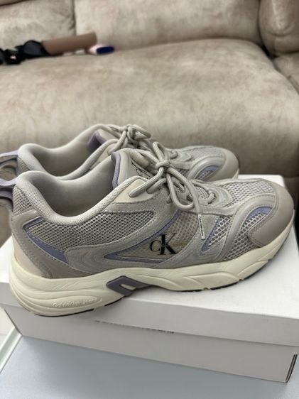 รองเท้าผ้าใบ Calvin Klein รูปที่ 6