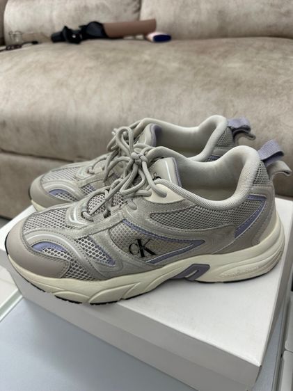 รองเท้าผ้าใบ Calvin Klein รูปที่ 4