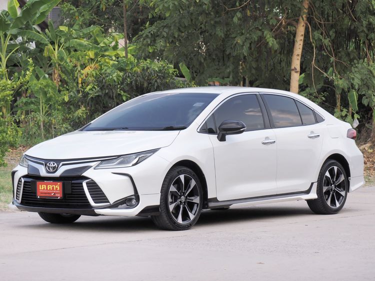 Toyota Altis 2020 1.8 GR Sport CVT Sedan เบนซิน ไม่ติดแก๊ส เกียร์อัตโนมัติ ขาว รูปที่ 2