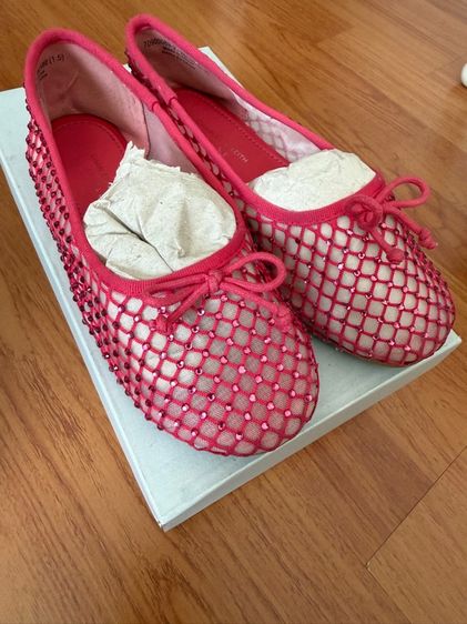 รองเท้าเด็กผู้หญิง charles and keith สีชมพู รูปที่ 6