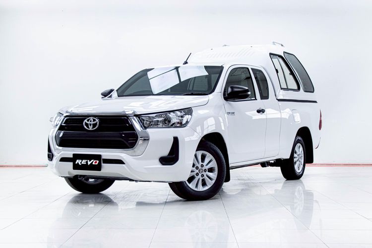 รถ Toyota Hilux Revo Smart Cab 2.4 Entry Z Edition สี ขาว