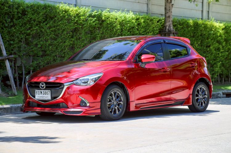 รถ Mazda Mazda 2 1.3 Sports High Connect สี แดง