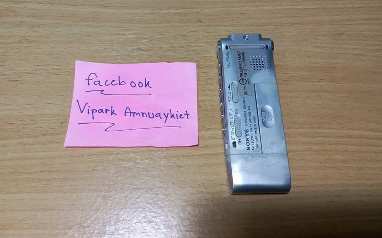 เครื่องบันทึกเสียง sony สภาพดีใช้งานได้ปกติ รูปที่ 2