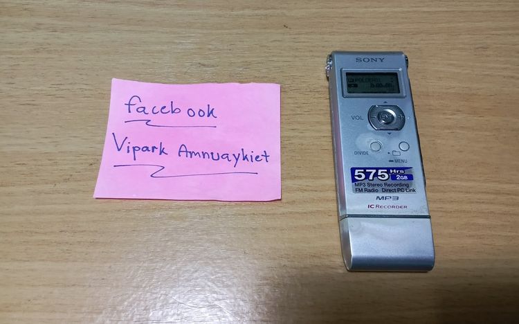 อื่นๆ เครื่องบันทึกเสียง sony สภาพดีใช้งานได้ปกติ