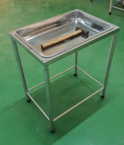 โต๊ะสแตนเลส พร้อมถาด หนา1m ขนาด 37x52x60cm รูปที่ 4