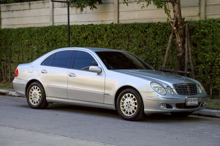 Mercedes-Benz E-Class 2004 E200 Sedan เบนซิน ไม่ติดแก๊ส เกียร์อัตโนมัติ บรอนซ์เงิน รูปที่ 4