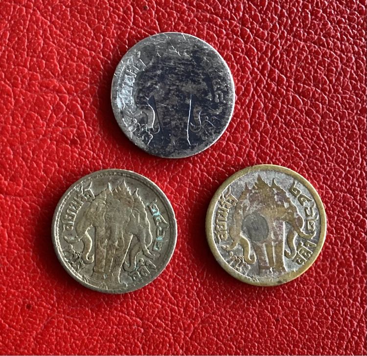 เหรียญเนื้อเงินหนึ่งสลึง รวม3เหรียญ รูปที่ 2