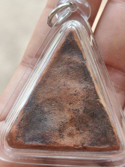 พระนางพญาพิมพ์เข่าบ่วง รูปที่ 2