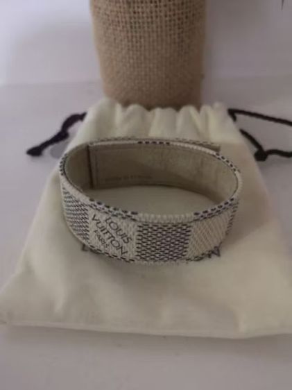 กำไลหลุยส์แท้