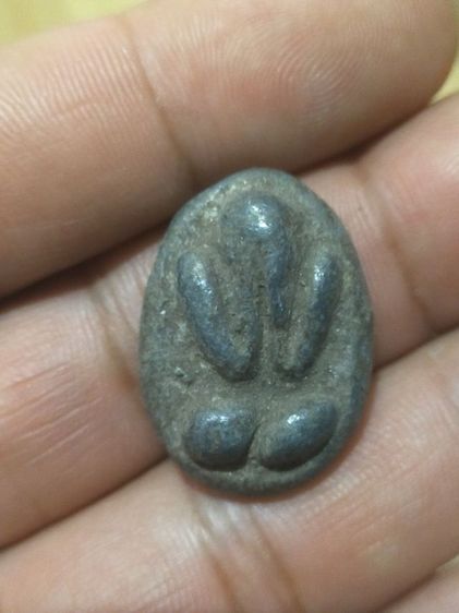 พระปิดตาเนื้อตะกั่วเก่า