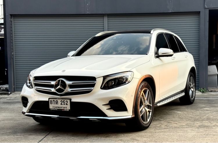 รถ Mercedes-Benz GLC-Class GLC250d สี ขาว
