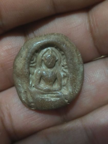 พระซุ้มกอขนมเปี้ยกำแพงเพชร