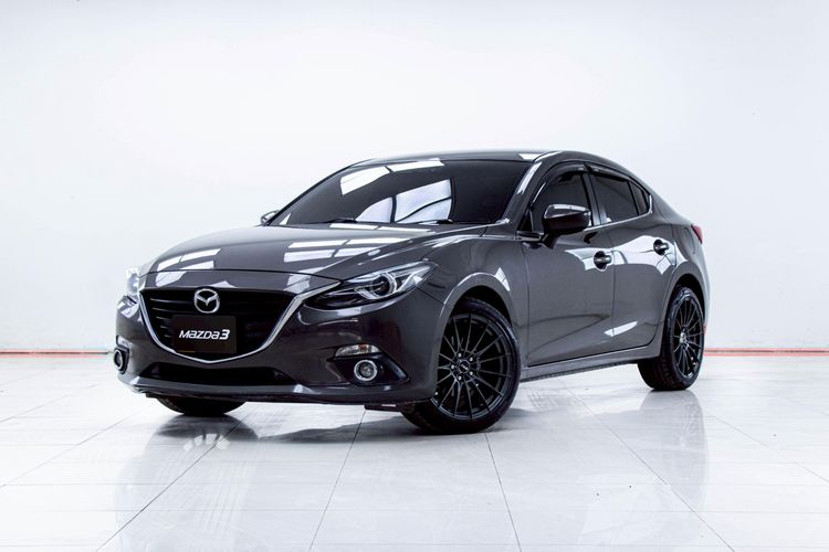 Mazda Mazda3 2015 2.0 S Sedan เบนซิน ไม่ติดแก๊ส เกียร์อัตโนมัติ เทา