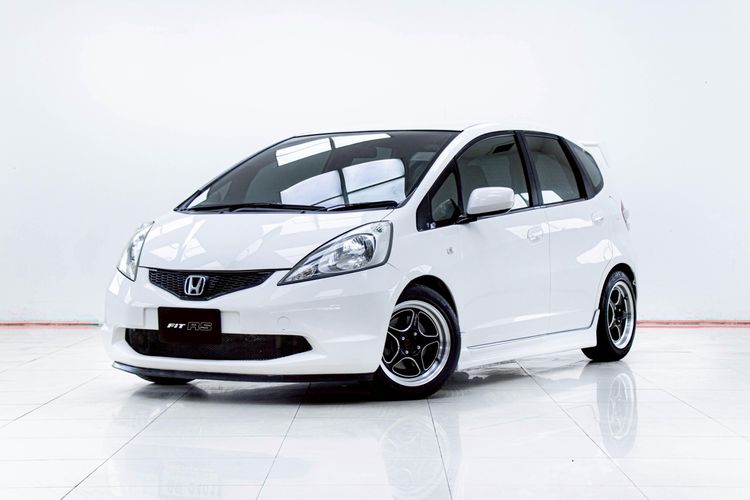 รถ Honda Jazz 1.5 S สี ขาว