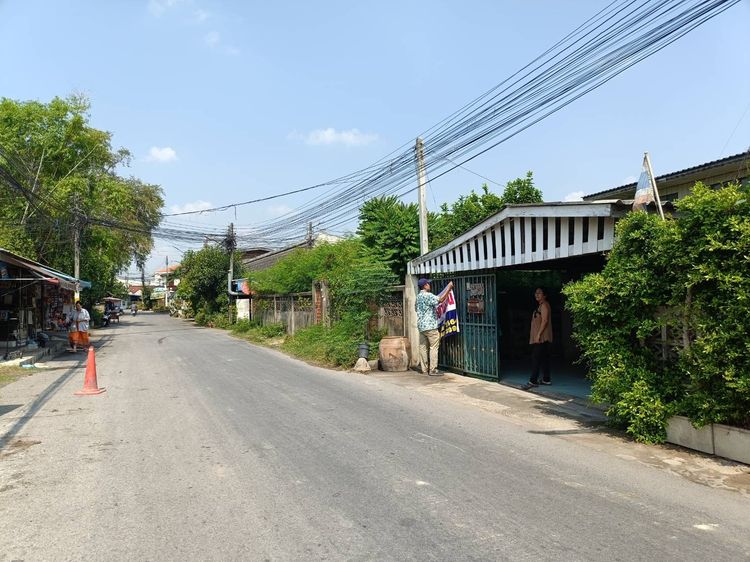 อื่นๆ ไม่มี สร้างเสร็จก่อน 2010 ขายบ้านพร้อมที่ดินทำเลดีมาก100ตร.วา ใกล้โรงเรียนรัตนราษฎร์บำรุง-ตลาดบ้านโป่ง เหมาะลงทุน ค้าขาย รูปที่ 2