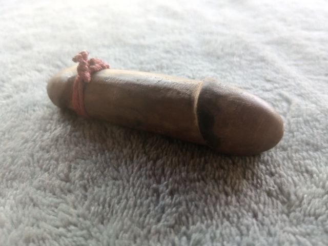 ปลัดขิกไม้แกะ รูปที่ 4