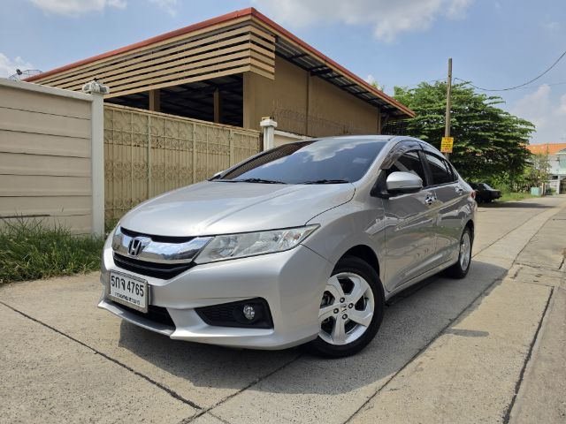 Honda City 2016 1.5 V Plus i-VTEC Sedan เบนซิน ไม่ติดแก๊ส เกียร์อัตโนมัติ บรอนซ์เงิน รูปที่ 3