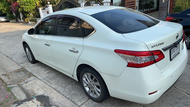 Nissan Sylphy 2014 1.6 E Sedan เบนซิน LPG เกียร์อัตโนมัติ ขาว รูปที่ 4