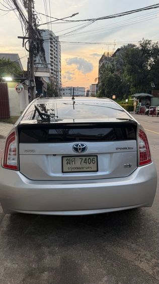 Toyota Prius 2012 1.8 Hybrid Top Option Grade Utility-car เบนซิน ไม่ติดแก๊ส เกียร์อัตโนมัติ เทา รูปที่ 2