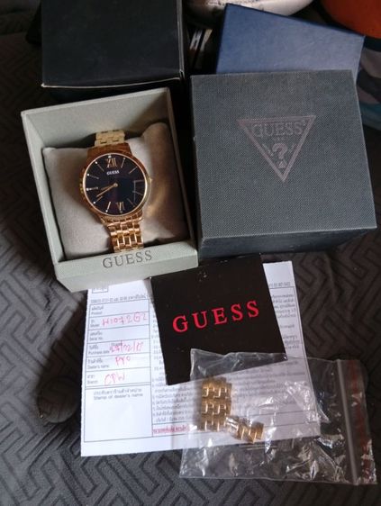 นาฬิกา Guess ของแท้ พร้อมกล่อง