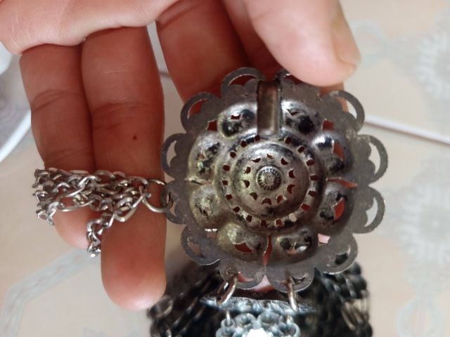 เครื่องประดับบนร่างกาย เข็มกลัดเงิน