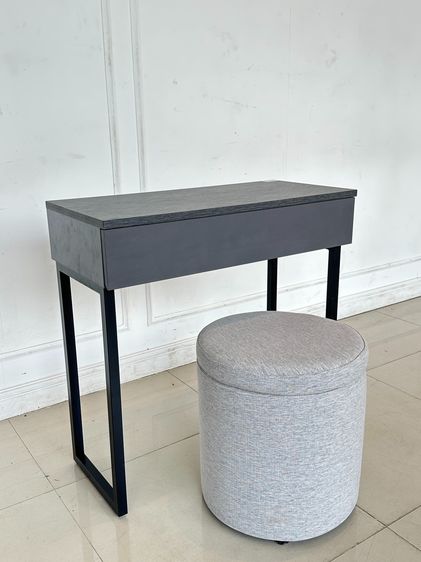 โต๊ะเครื่องแป้ง (ใหญ่) ท็อปสีเทา โครงขาเหล็กสีดำ พร้อมสตูล รูปที่ 2