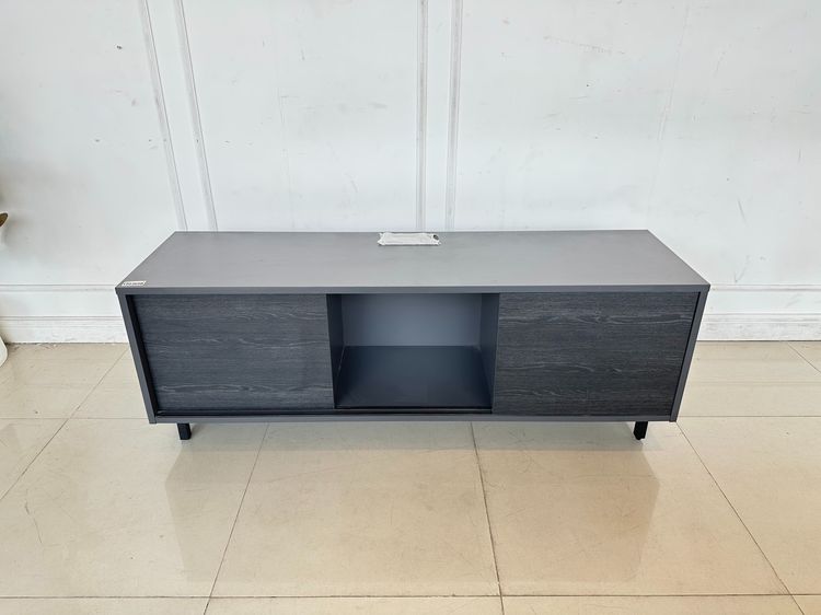 ตู้วางทีวี 2 บานเลื่อน ท็อปมีช่องร้อยสาย ฝาอลูมิเนียมสีดำ รูปที่ 2