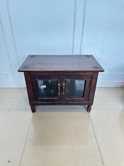 ตู้เก็บของไม้สัก สไตล์วินเทจ 2 บานเปิดกระจก ขากลึงกลม รูปที่ 2