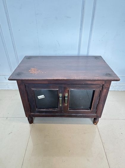 ตู้เก็บของไม้สัก สไตล์วินเทจ 2 บานเปิดกระจก ขากลึงกลม รูปที่ 6