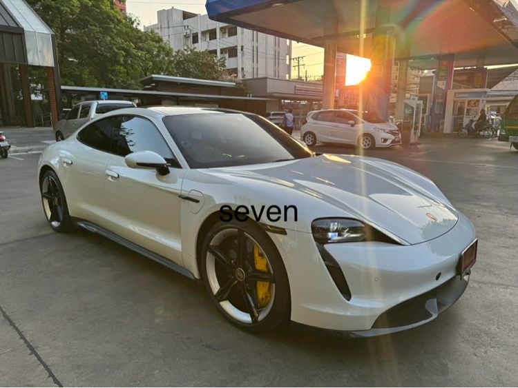 Porsche Taycan 2021 Turbo S 4WD Sedan ไฟฟ้า ไม่ติดแก๊ส เกียร์อัตโนมัติ ขาว รูปที่ 4