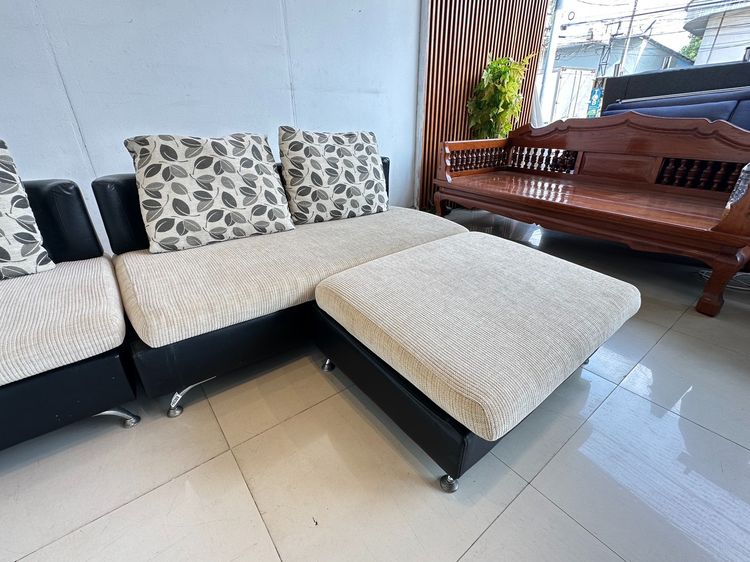 โซฟาแอล (แอลสลับฝั่งได้) เบาะผ้าสีครีม หมอนลายดอกไม้ รูปที่ 9