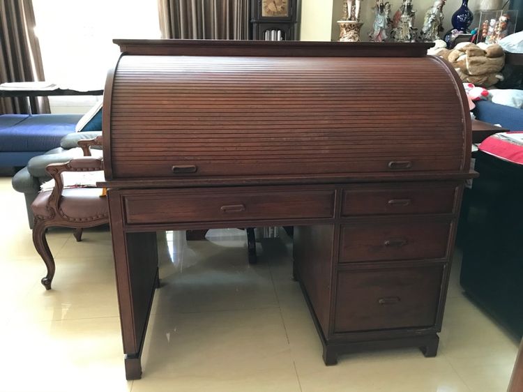 โต๊ะเปียโนไม้สัก