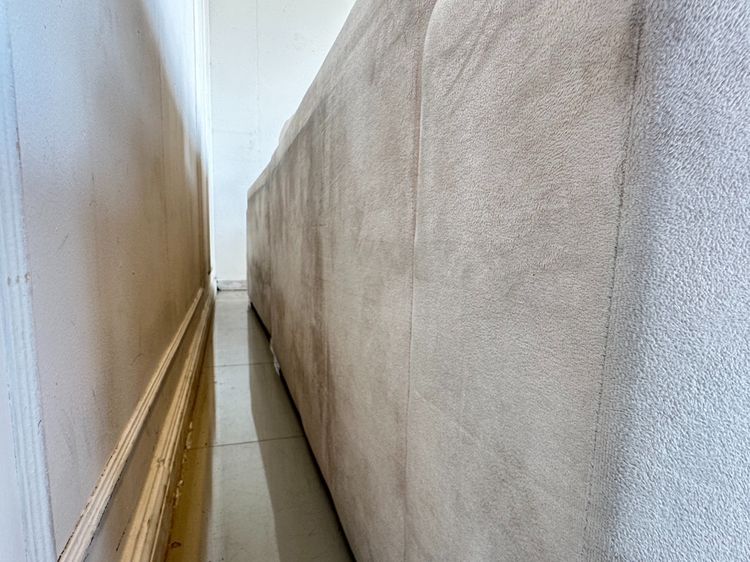 โซฟาแอล (แอลสลับฝั่งได้) พร้อมสตูล เบาะผ้ากำมะหยี่สีครีม ถอดปลอกได้ โครงไม้ MDF ขาสเตนเลส  รูปที่ 7