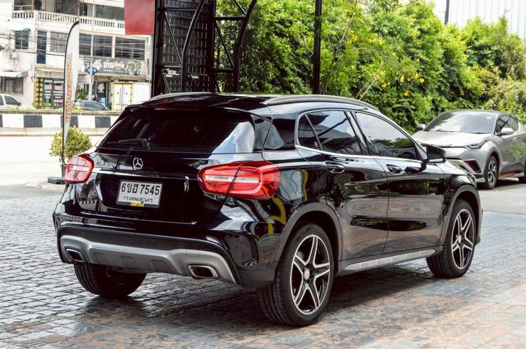 Mercedes-Benz GLA-Class 2017 GLA250 Utility-car เบนซิน ไม่ติดแก๊ส เกียร์อัตโนมัติ ดำ รูปที่ 4