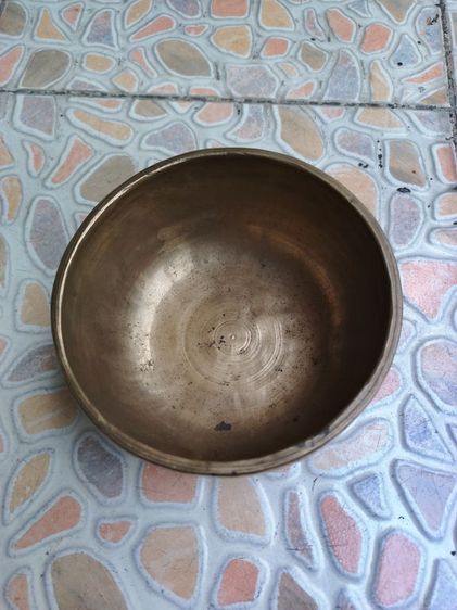 ขันโบราณขันทองเหลือง ขันลงหิน ขนาด4.5นิ้ว  รูปที่ 3