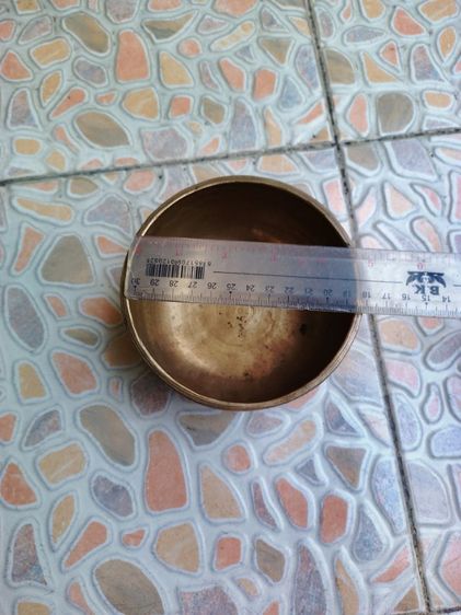 ขันโบราณขันทองเหลือง ขันลงหิน ขนาด4.5นิ้ว 