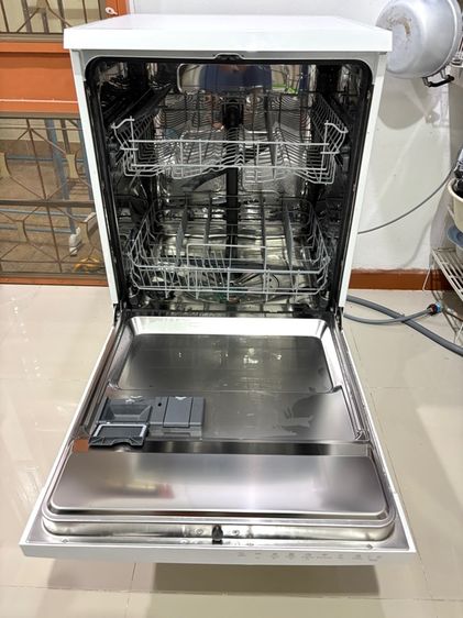 เครื่องล้างจาน Electrolux ESF5206LOW ความจุ 13 ชุดมาตรฐาน 156  ชิ้น สภาพ 95 รูปที่ 4