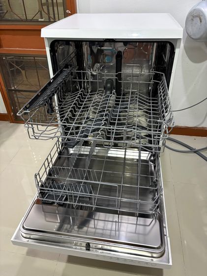 เครื่องล้างจาน Electrolux ESF5206LOW ความจุ 13 ชุดมาตรฐาน 156  ชิ้น สภาพ 95 รูปที่ 6