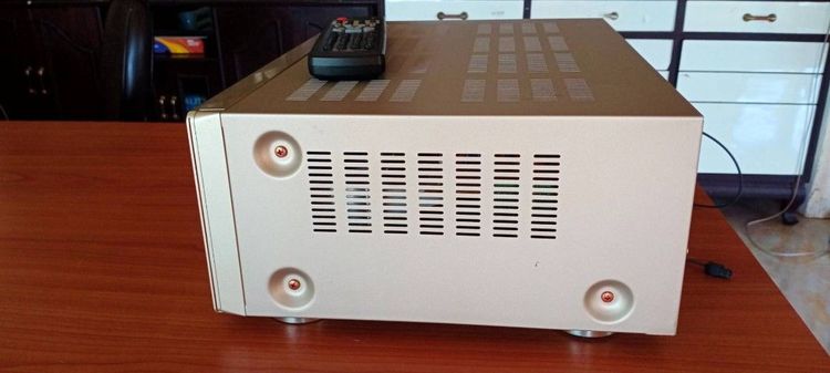เครื่องเสียง avr  marantz sr 4200 เหมาะสำหรับดูหนังและฟังเพลงเป็นเครื่องเสียง กึ่งวินเทจ  ขายเพราะว่ามี 2 เครื่อง แบ่งให้เพื่อนๆไปใช้แค่ 8,500 บาทรวมค่าส่งเก็บเงินปลายทาง  สนใจโทร 083-931-0718 ท่านที่กดเข้ามาดูไม่ซื้อสอบถามได้น่ะครับ รูปที่ 2
