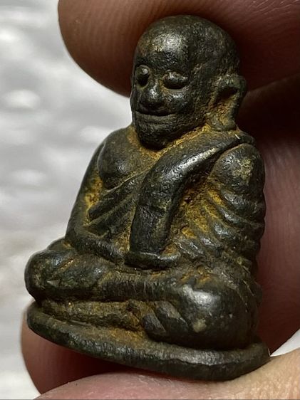 รูปหล่อหลวงพ่อเงินพิมพ์นิยมเนื้อสำริดเก่าๆ รูปที่ 6